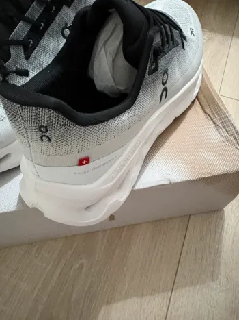 Used On Running Running Shoes bike — image 4 of 6