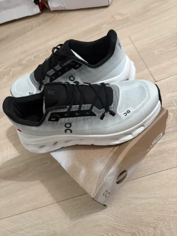Used On Running Running Shoes bike — image 2 of 6