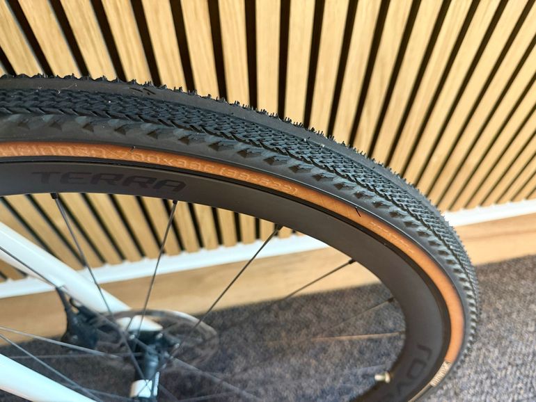 Used Specialized Terra CL Wheelset 2024 bike — image 5 of 6