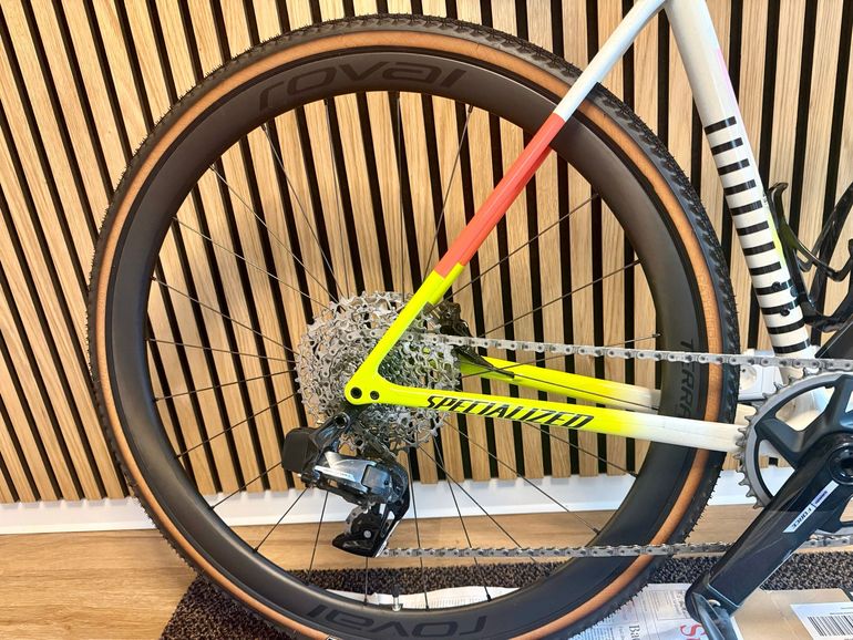 Used Specialized Terra CL Wheelset 2024 bike — image 2 of 6