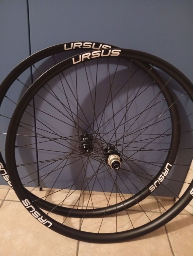 Used Fulcrum 29" MTB Wheelset bike — image 1 of 6