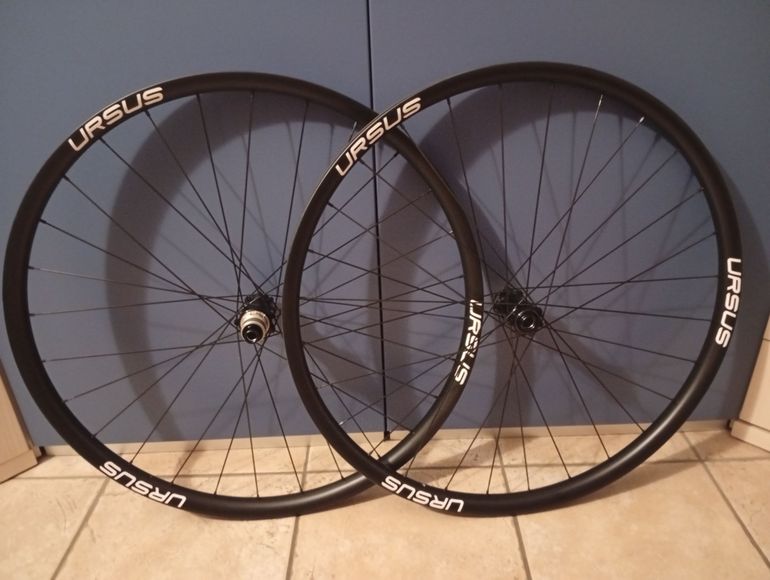 Used Fulcrum 29" MTB Wheelset bike — image 2 of 6