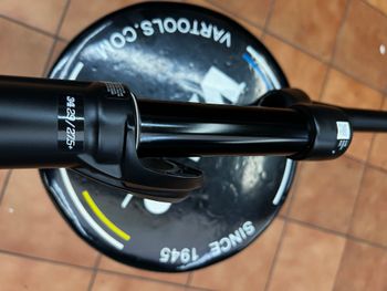 Used Fox fox 34 120 mm 2025 bike — image 4 of 5