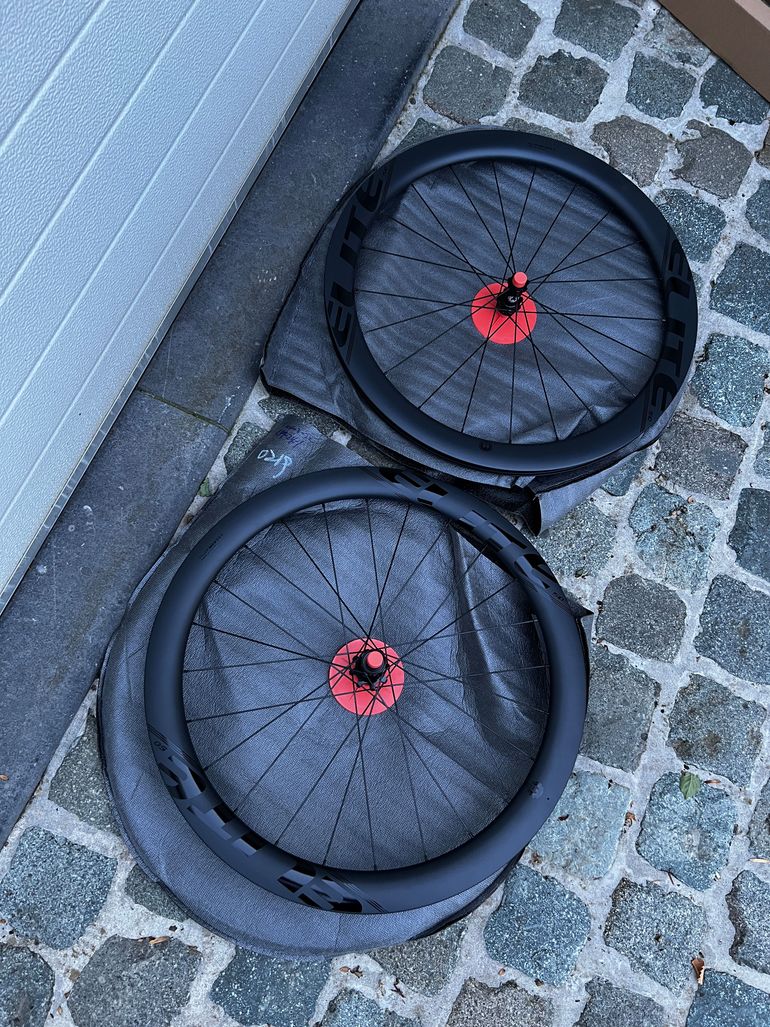 Used Elite-Wheels ENT 2.0 Carbon Wheelset 2026 bike — image 2 of 8