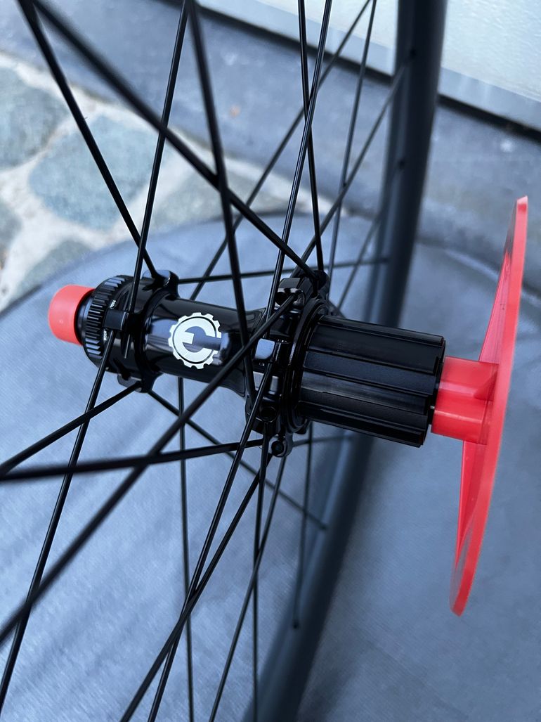 Used Elite-Wheels ENT 2.0 Carbon Wheelset 2026 bike — image 4 of 8