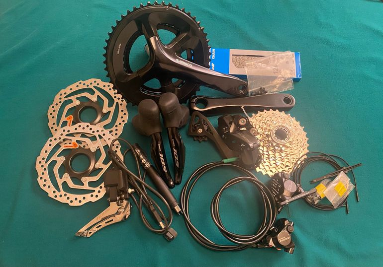 Used Shimano 105 Di2 Groupset bike — image 1 of 13