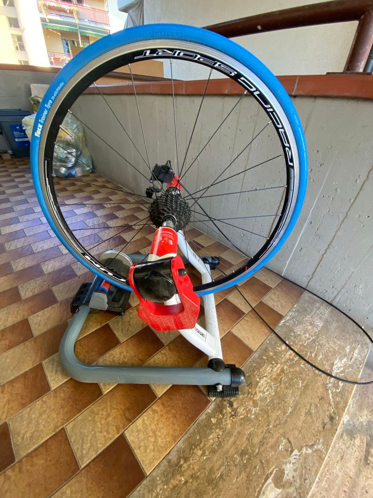 Used Elite Aleno Smart Trainer 2021 bike — image 1 of 2