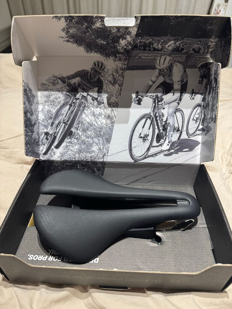 Used Bontrager Aeolus RSL 2025 bike — image 1 of 4
