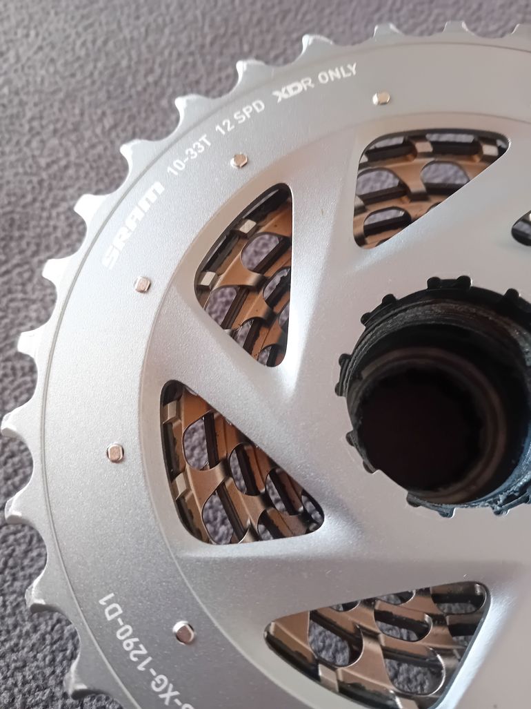 Used Sram RED XG-1290 Cassette 10-33t bike — image 4 of 4