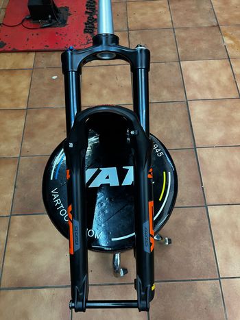 Used srsuntour 34 140 mm 2024 Fork