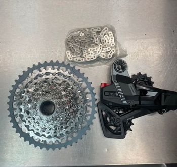 Used Sram Rival XPLR 13v 2026 bike