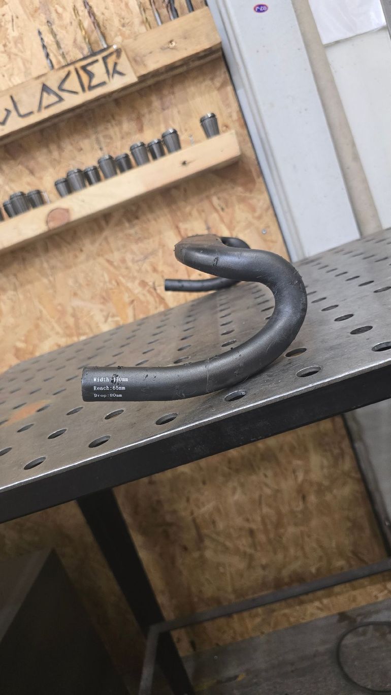 Used Autre Gravel Carbon Handlebar 460mm bike — image 11 of 12