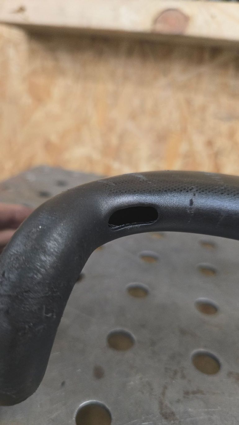 Used Autre Gravel Carbon Handlebar 460mm bike — image 6 of 12
