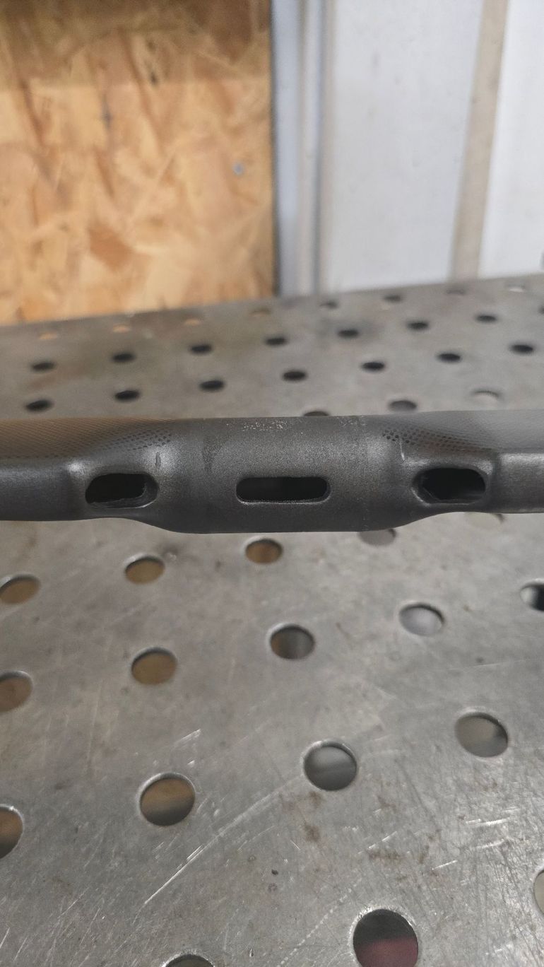 Used Autre Gravel Carbon Handlebar 460mm bike — image 9 of 12