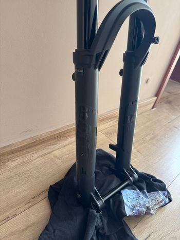 Used Fox 36 Performance Fork 2023 bike — image 4 of 7