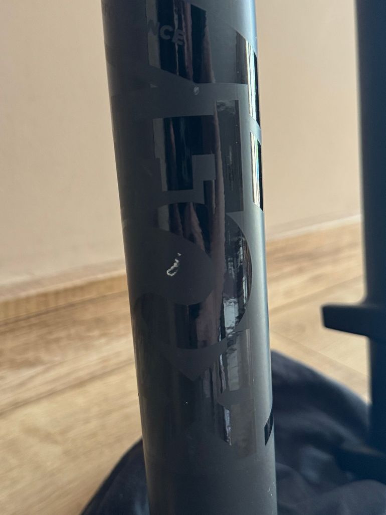 Used Fox 36 Performance Fork 2023 bike — image 6 of 7