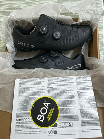 Used Shimano SH-RC703 black 42 2026 bike — image 3 of 7