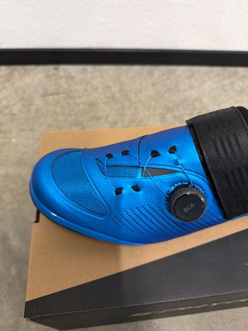Used Shimano TR9 Shoes 2026 bike — image 2 of 4
