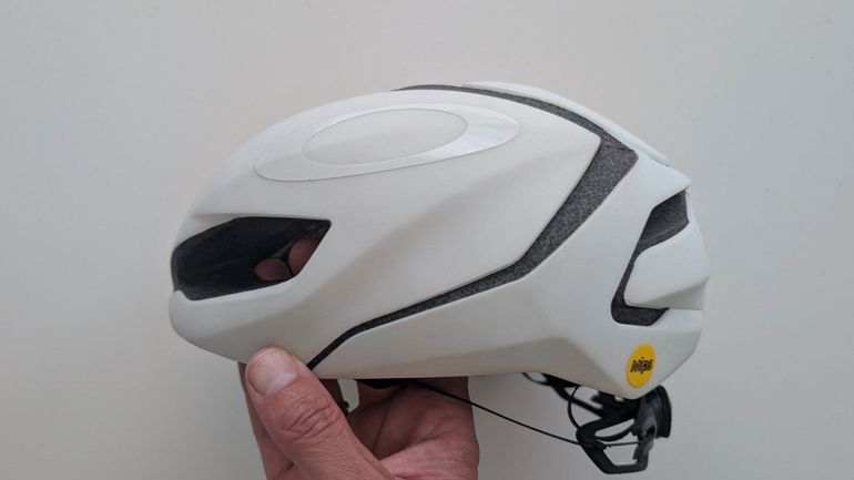 Used White ARO5 bike — image 5 of 5
