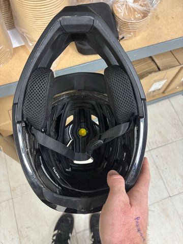 Used Fox Racing Proframe Helmet rs 2025 bike — image 5 of 6