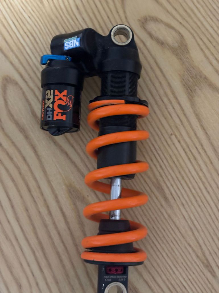 Used Fox DHX Coil Shock 2021 bike — image 3 of 4