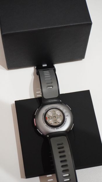 Used Polar Vantage V2 GPS Watch 2022 bike — image 7 of 9