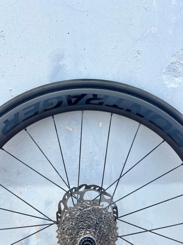 Used Bontrager Aeolus Elite 50 Carbon OCLV Tubeless Ready 2024 bike — image 4 of 9