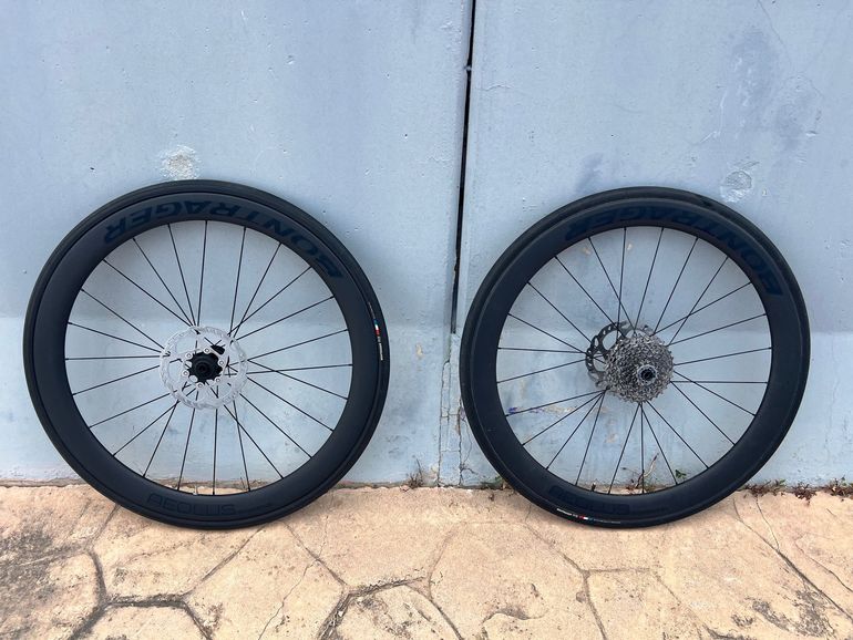 Used Bontrager Aeolus Elite 50 Carbon OCLV Tubeless Ready 2024 bike — image 1 of 9
