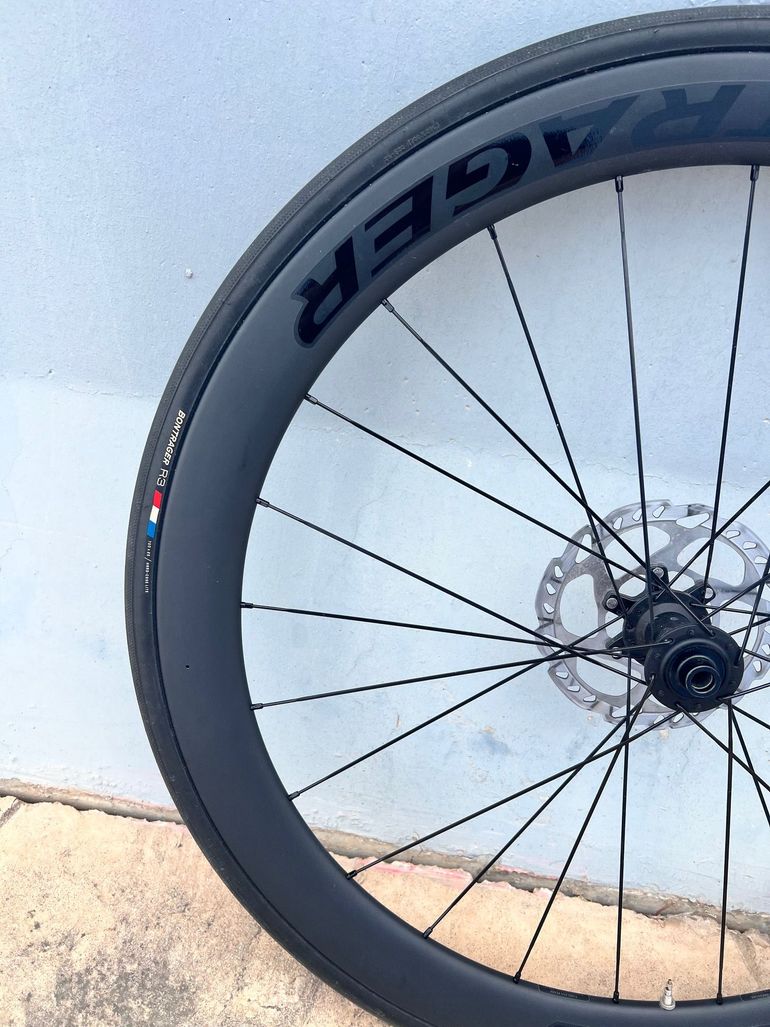 Used Bontrager Aeolus Elite 50 Carbon OCLV Tubeless Ready 2024 bike — image 8 of 9