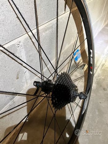 Used Shimano RS11 Wheelset bike — image 3 of 6