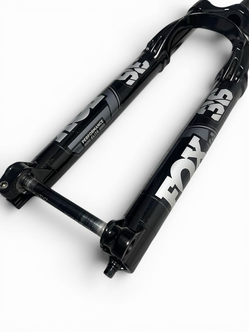 Used Fox 36 Performance Elite Grip2 2021 bike — image 2 of 8