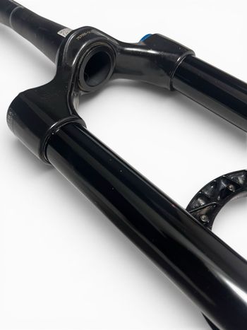 Used Fox 36 Performance Elite Grip2 2021 bike — image 6 of 8
