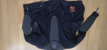 Used Ion Field Armor Compression Shirt bike — image 6 of 8