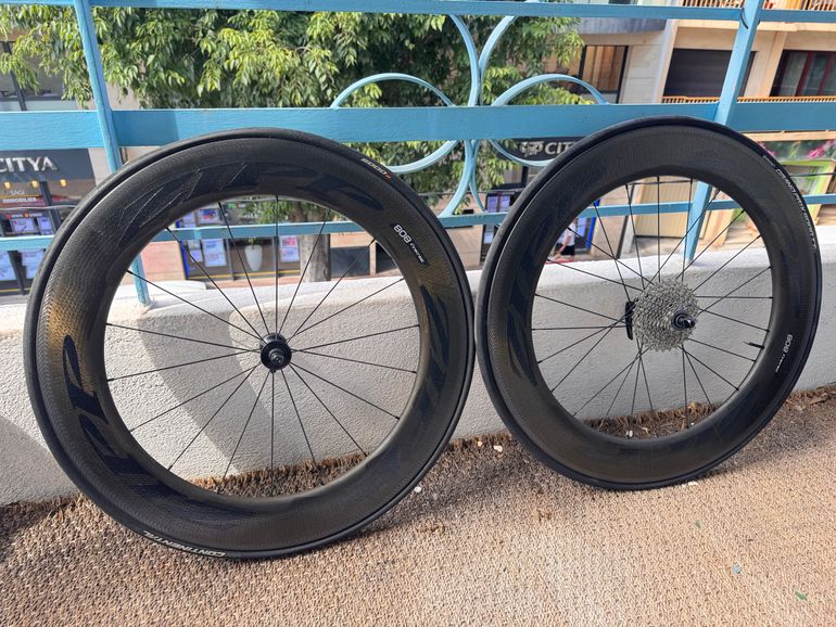 Used Zipp 808 Firecrest bike — image 1 of 2