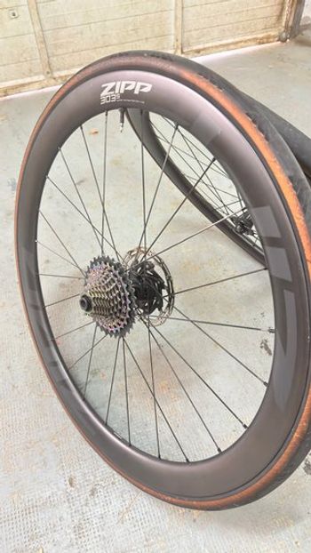 Used Zipp 303S bike