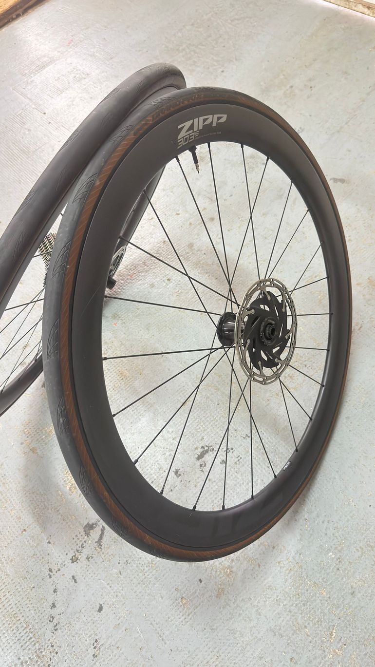 Used Zipp 303S bike — image 2 of 3