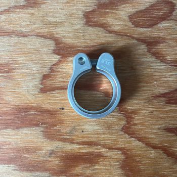 Used Wolf Tooth Seatpost Clamp with Bolt Closure 2026 bike — image 2 of 7