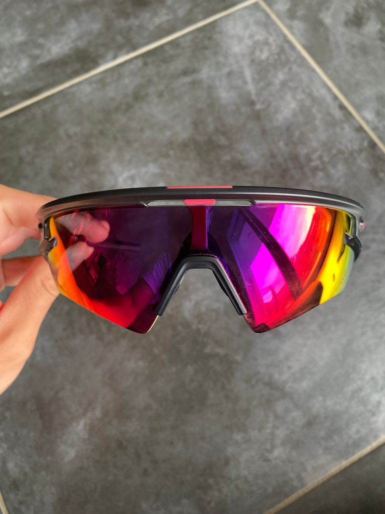 Used Oakley Occhiali Sphaera Slash Giro d'Italia - Giro Grey Smoke Prizm Road 2026 bike — image 1 of 6