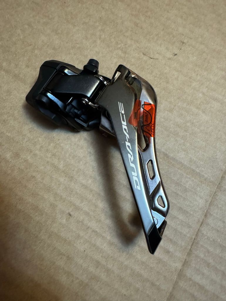 Used Shimano Dura-Ace FD-R9250 Di2 Front Derailleur 2025 bike — image 2 of 2