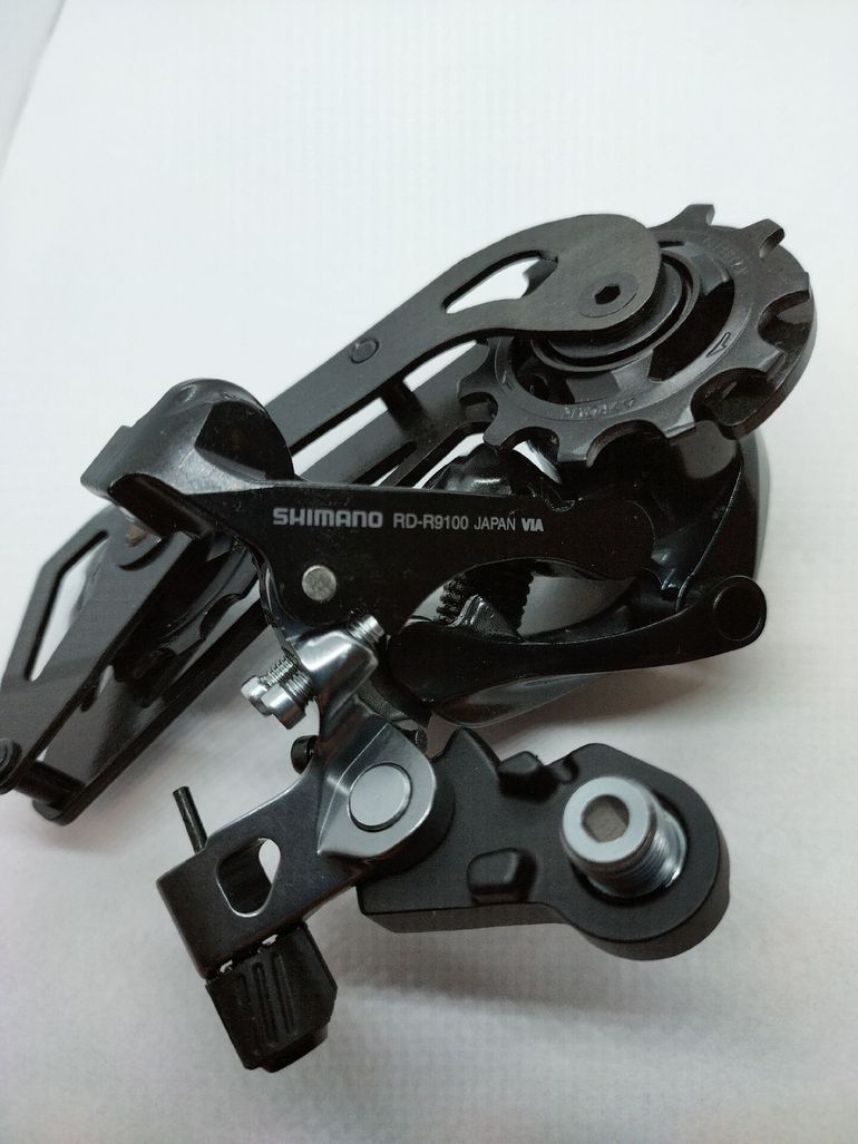 Used Shimano DuraAce R9100 Schaltwerk bike — image 2 of 4