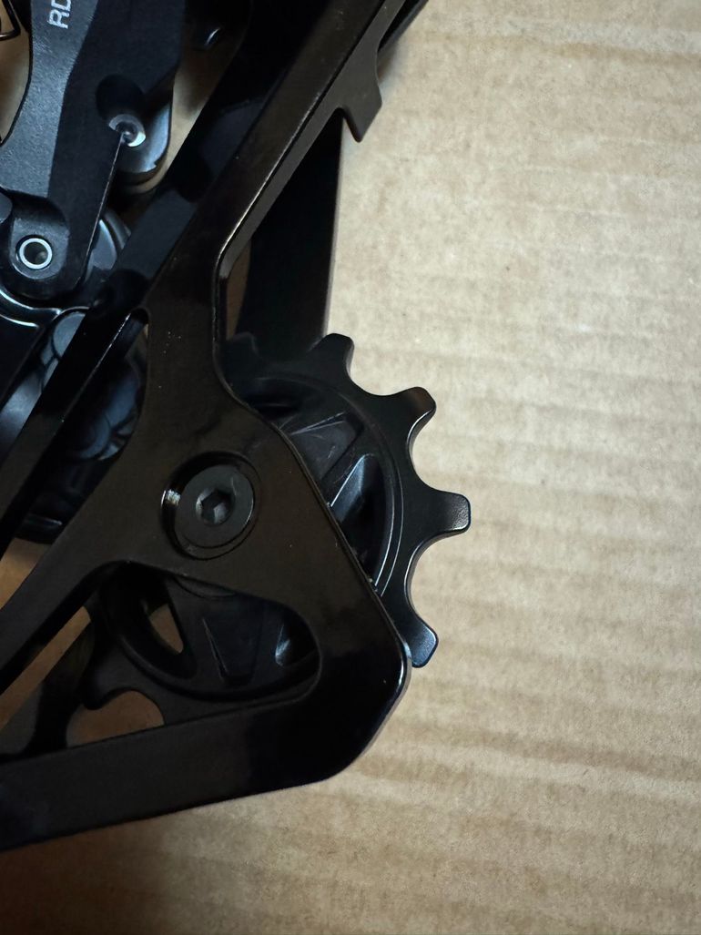 Used Shimano Dura-Ace Di2 RD-R9250 2025 bike — image 3 of 3
