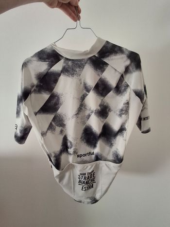 Used Sportful New Jersey Strade Biache 2026 bike — image 2 of 4