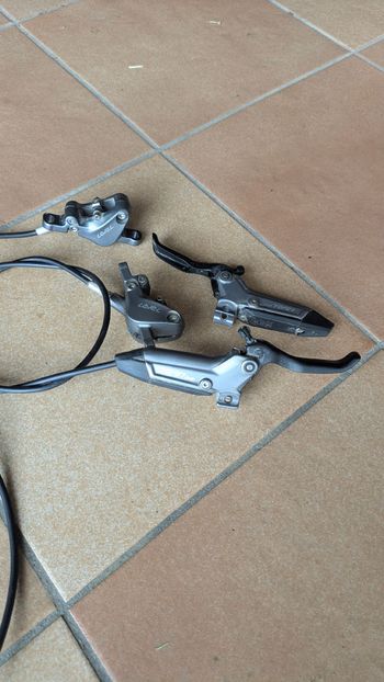 Used Sram Level GRZ Disc Brake 2024 bike — image 2 of 3