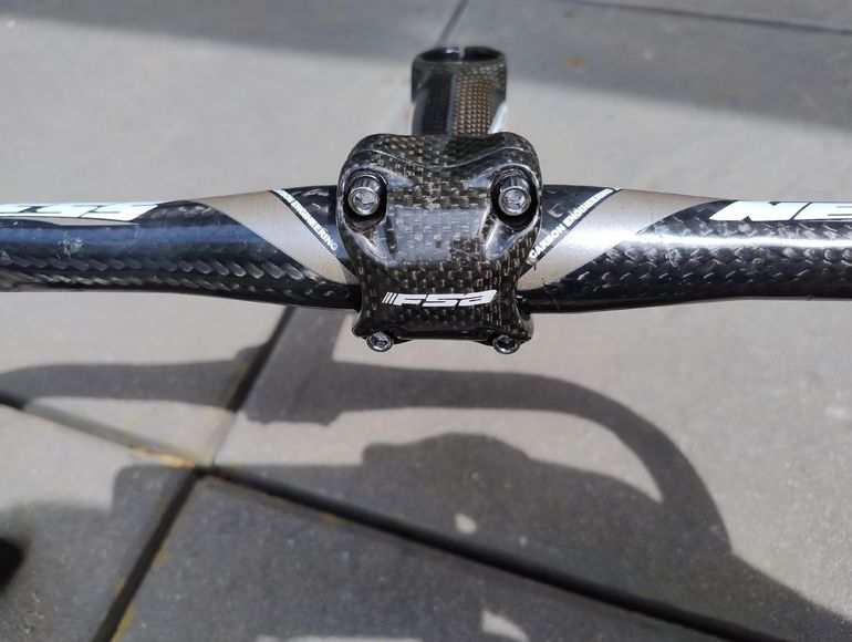 Used Fsa Carbon Vorbau und Lenker bike — image 3 of 4