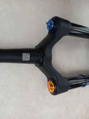 Used Öhlins RFX36 M2 150mm 2026 bike — image 7 of 7
