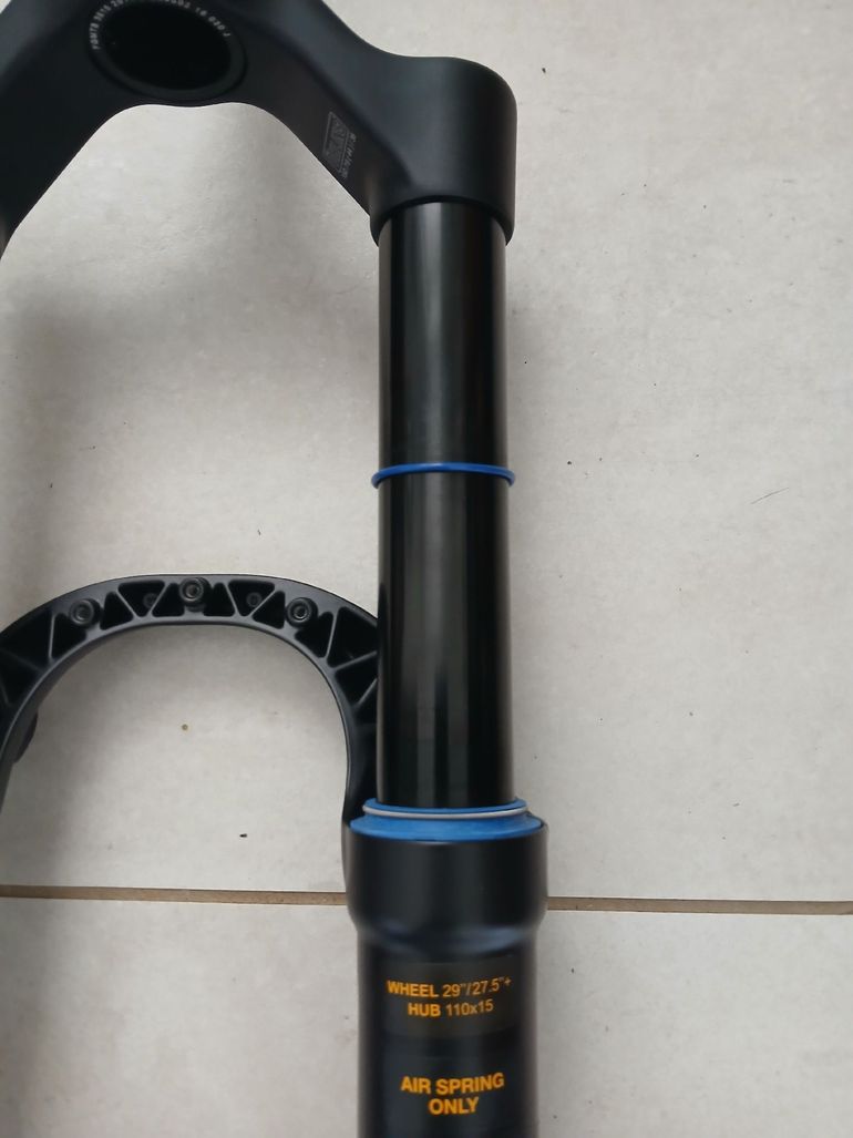 Used Öhlins RFX36 M2 150mm 2026 bike — image 3 of 7