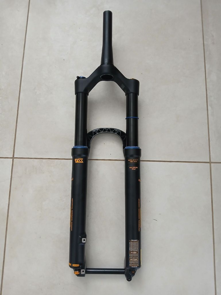 Used Öhlins RFX36 M2 150mm 2026 bike — image 2 of 7