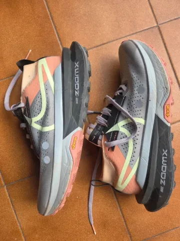 Used Nike Zegama 2 Running Shoes