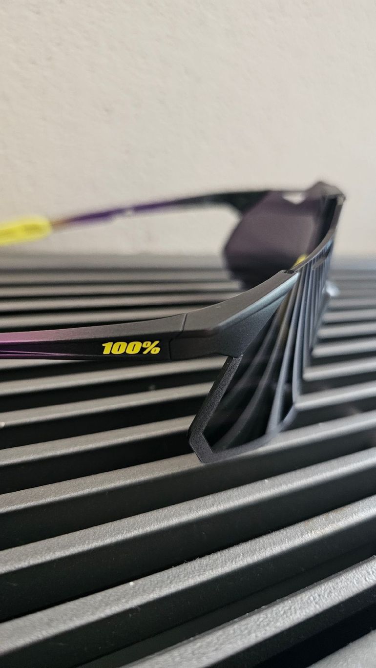 Used 100% Hypercraft XS Sunglasses 2025 bike — image 5 of 11