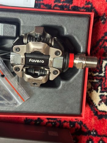 Used Favero Assioma PRO MX-2 Dual-sided MTB Power Meter Pedals 2025 bike — image 5 of 7